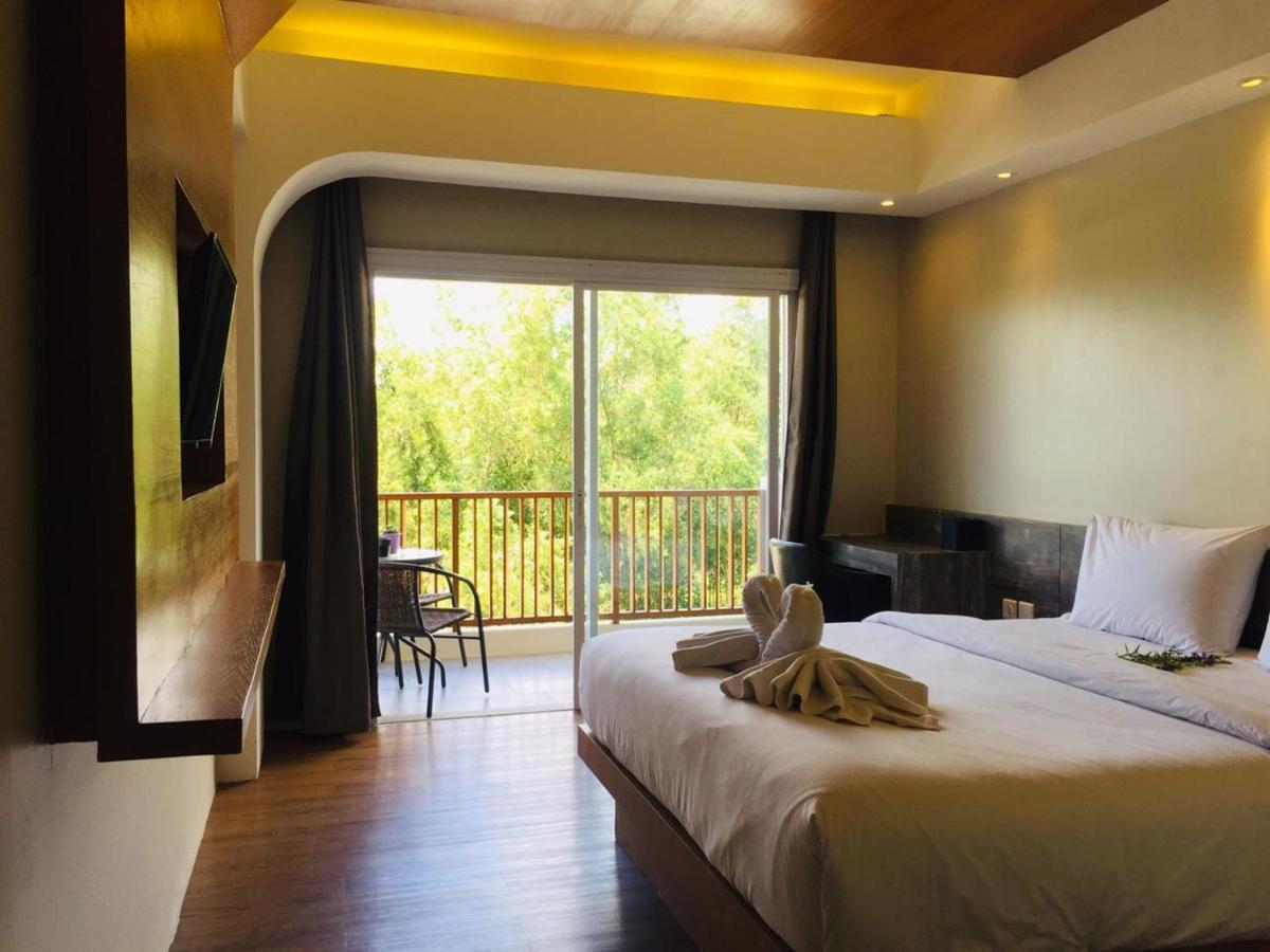 Quins Style Resort Belitung Tanjungbinga Екстер'єр фото